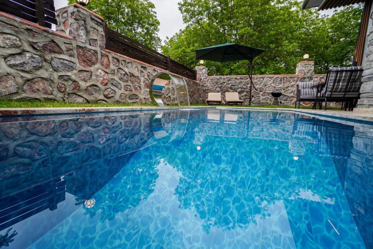 Vital Home Sapanca Isitmali Havuzlu Villa&Bungalov Exterior photo