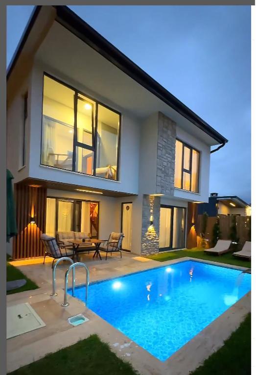 Vital Home Sapanca Isitmali Havuzlu Villa&Bungalov Exterior photo