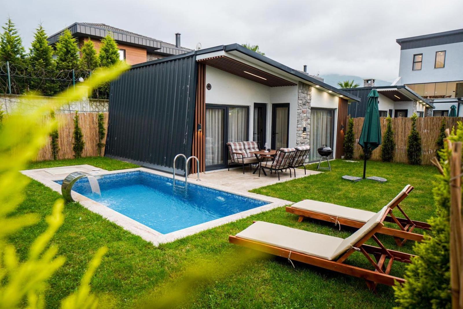 Vital Home Sapanca Isitmali Havuzlu Villa&Bungalov Exterior photo